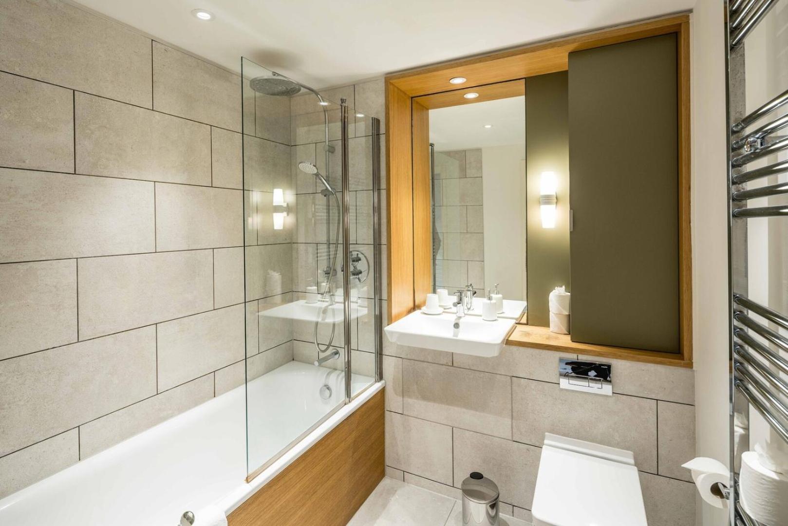 Modern 2 Bed Flat Near O2 & Canary Wharf * Londres