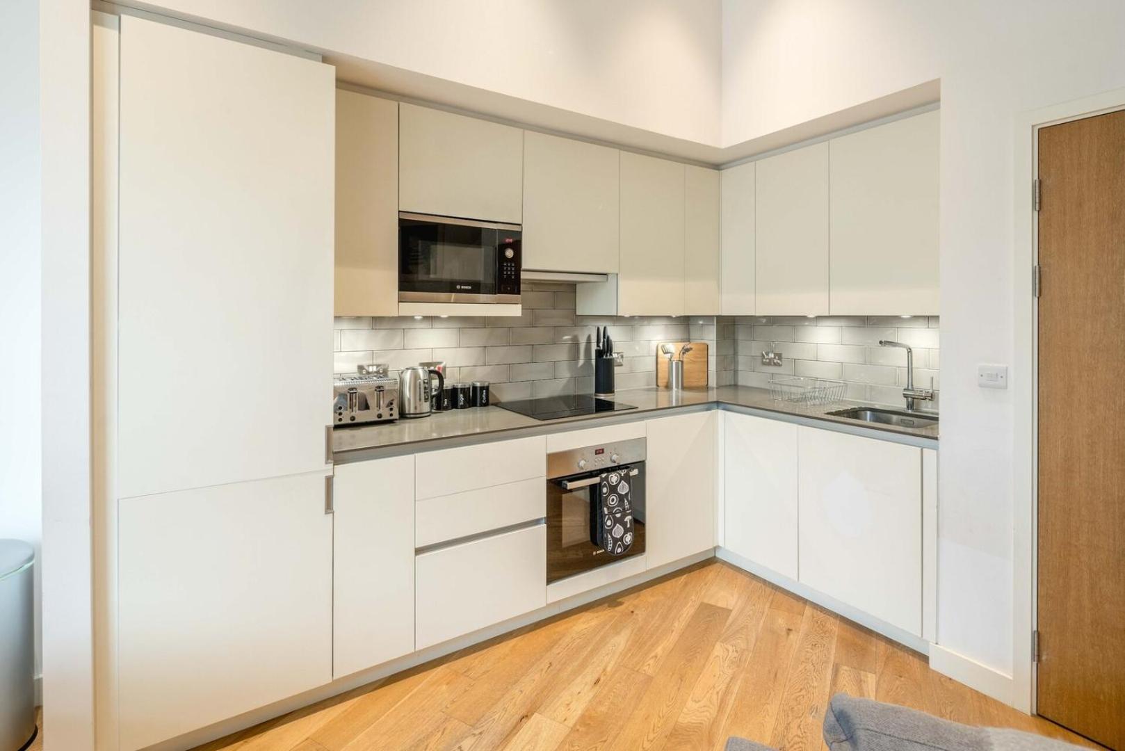 Apartamento Modern 2 Bed Flat Near O2 & Canary Wharf Londres
